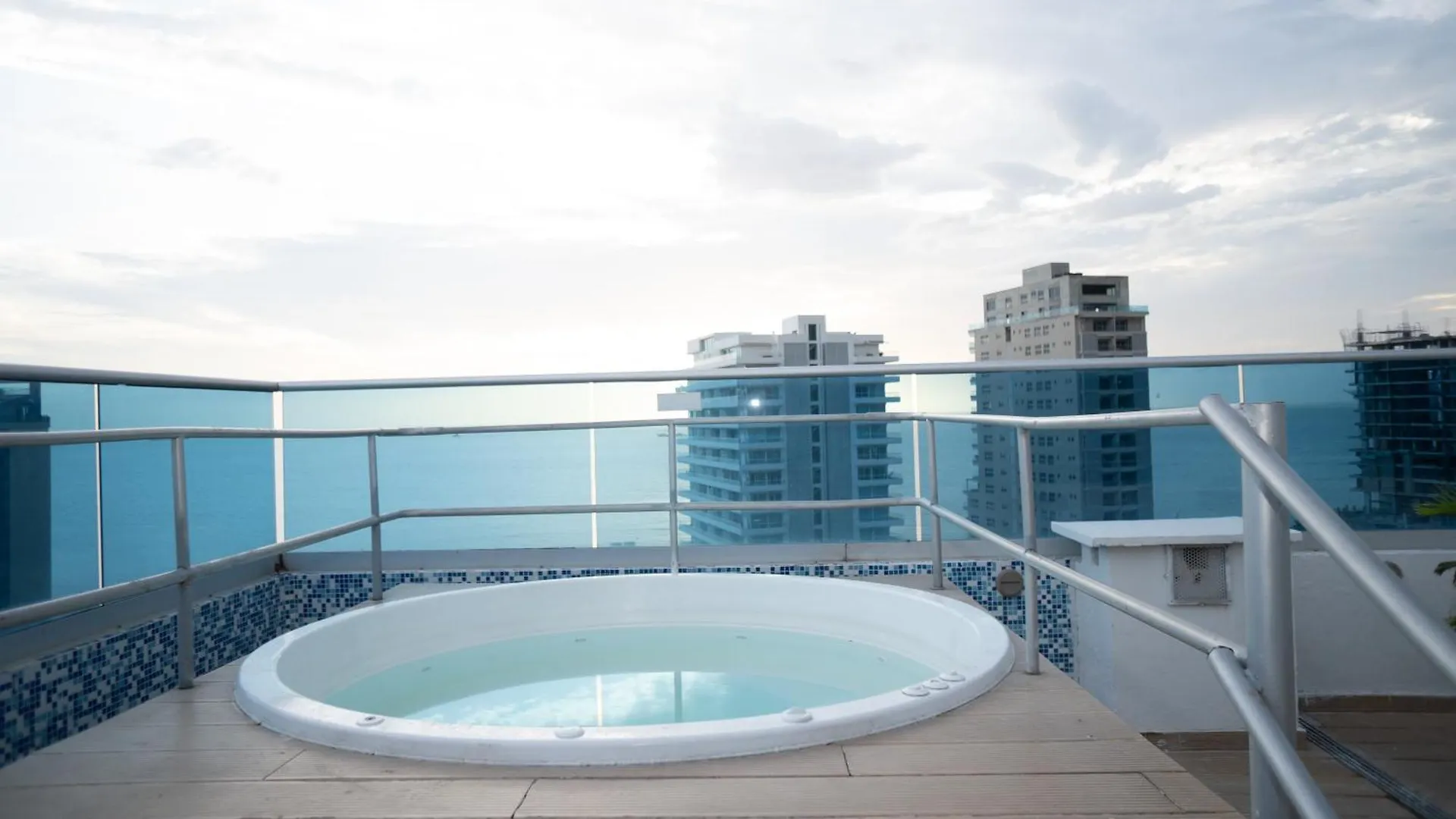 Hermoso Apartamento. Cerca Del Mar. Santa Marta  Colombia